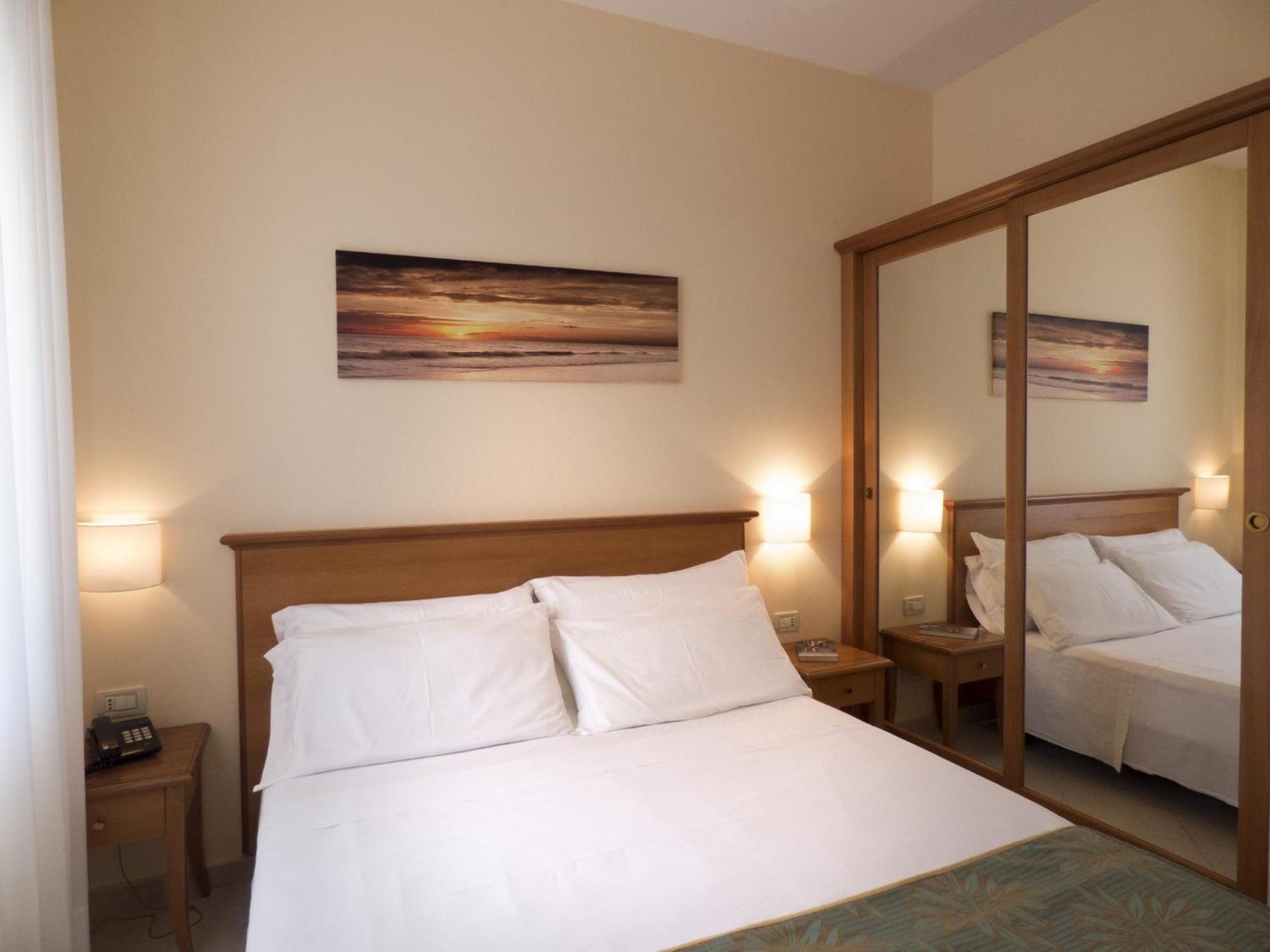 Hotel Tirreno Паргелия Экстерьер фото